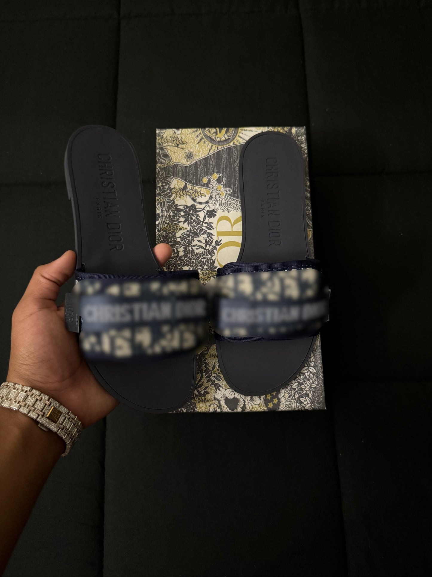 Strap Adore slides