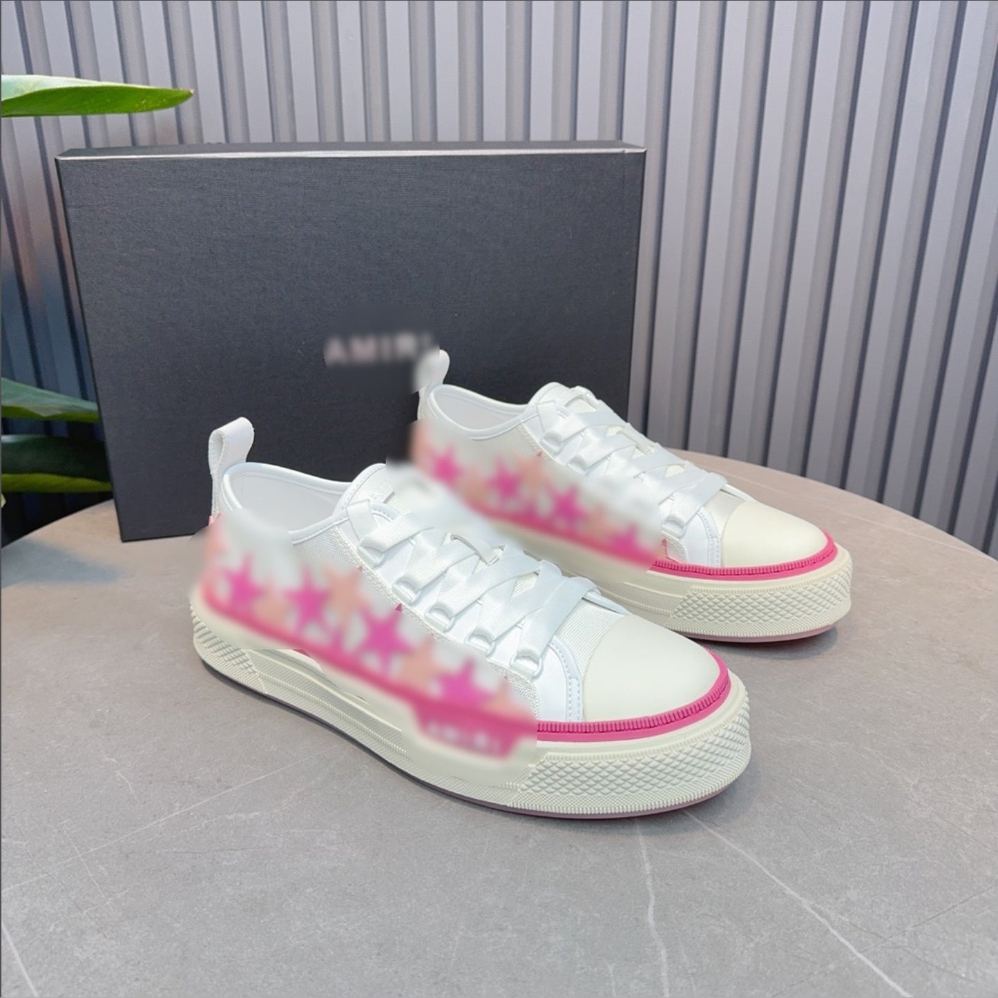 Pink Iri stars