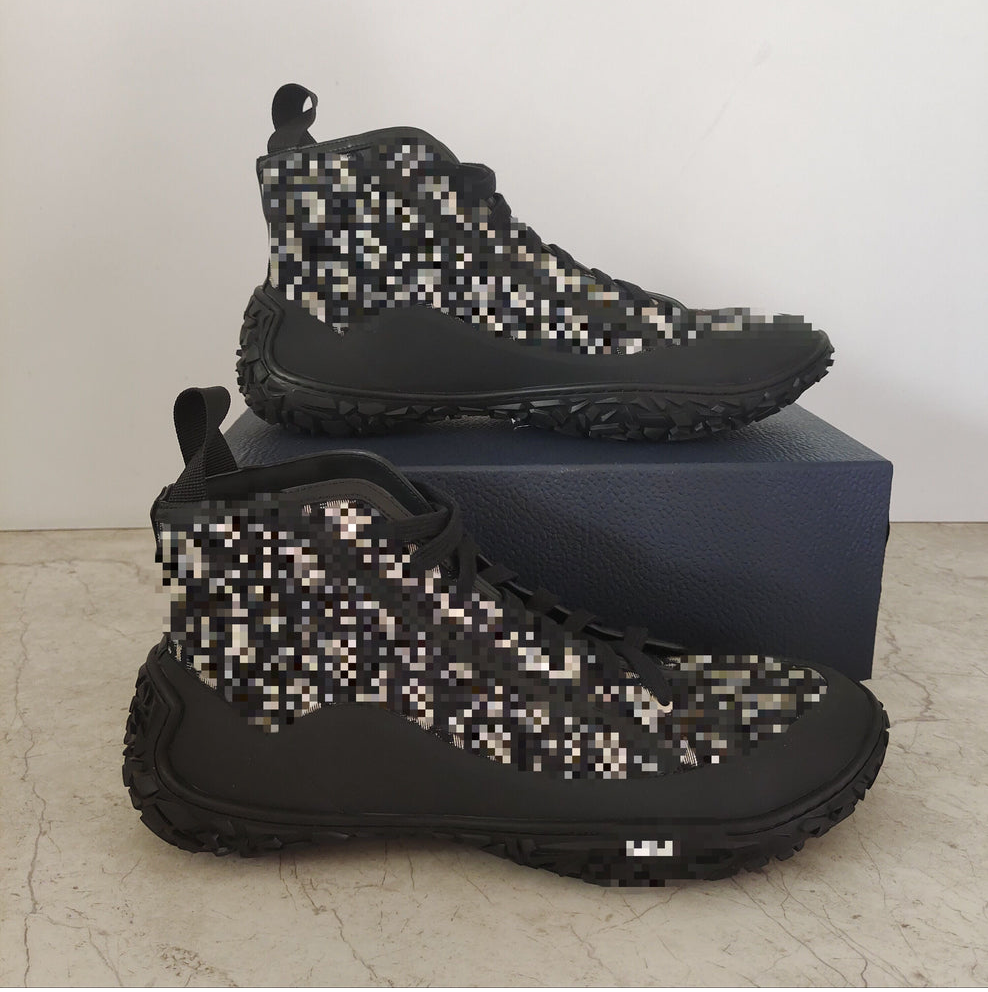 Beige boot