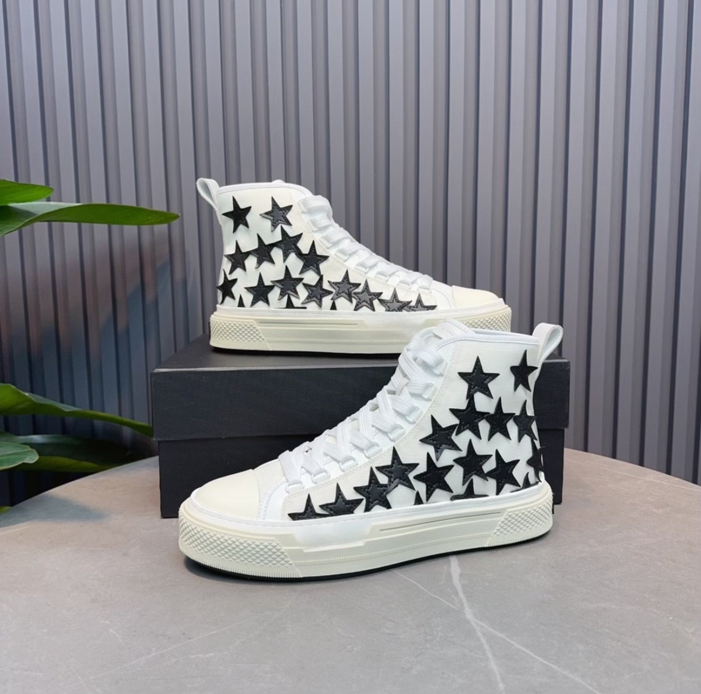 Black and white hightop stars