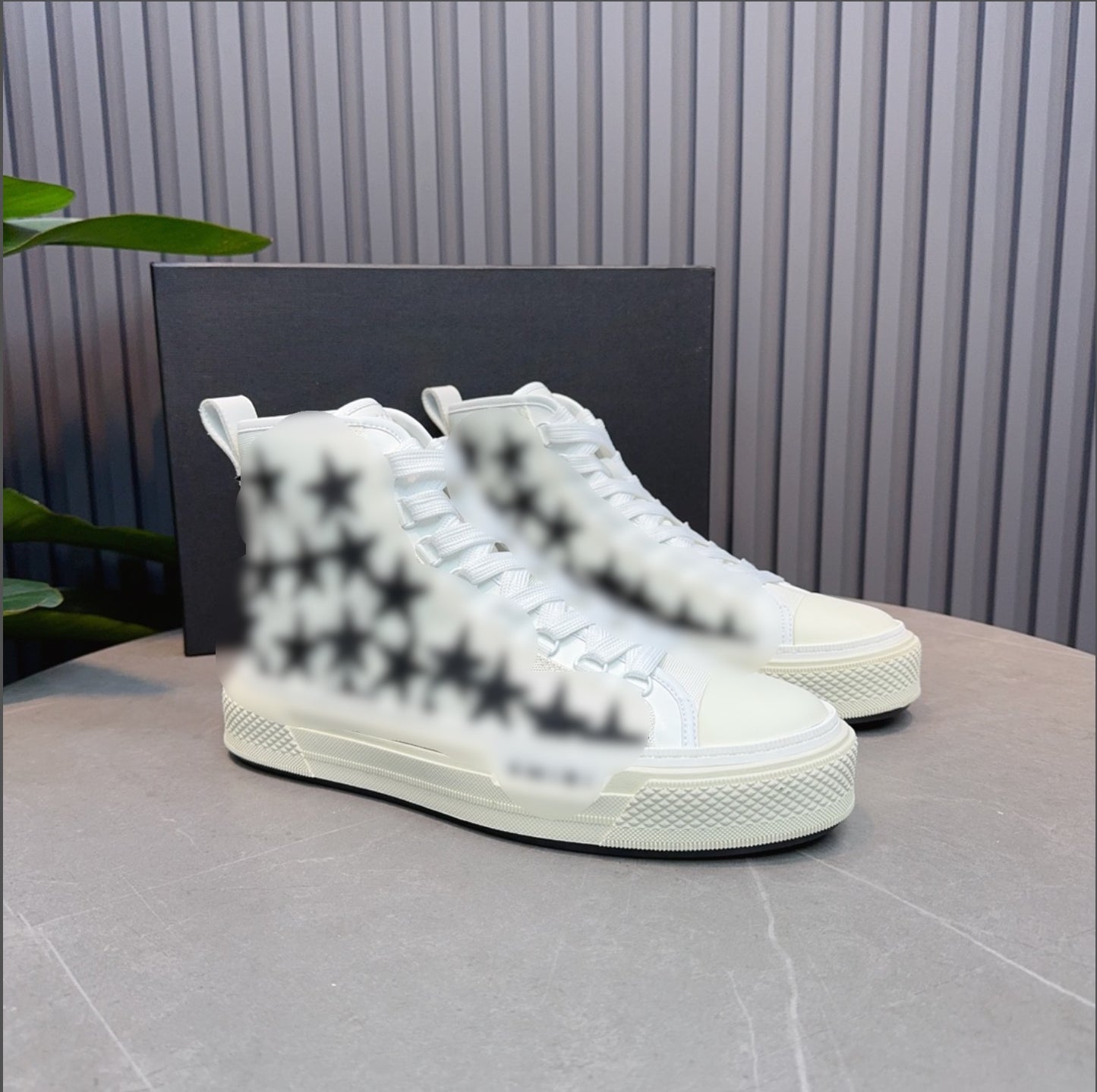 Black and white hightop iri stars